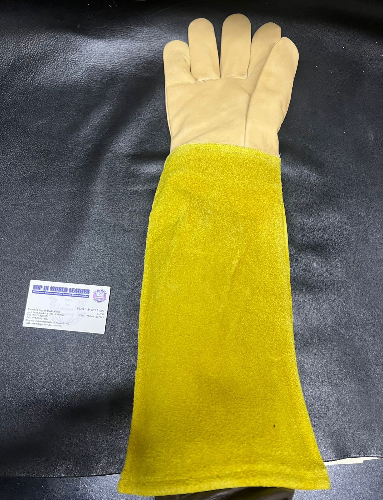Two-Tone Gauntlet Glove — photo 2