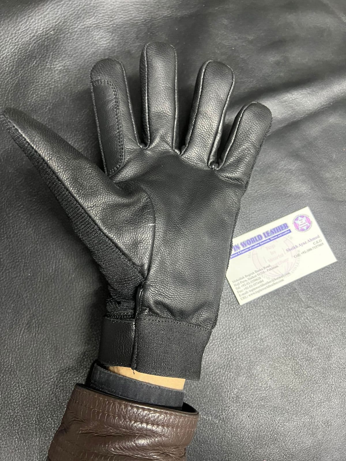Black Utility Glove — photo 2